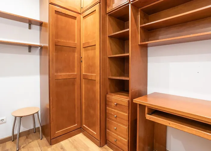 Apartamento Argueelles - 3 Hab Y 1 Bano - 5 Pax - Vut-5675-As