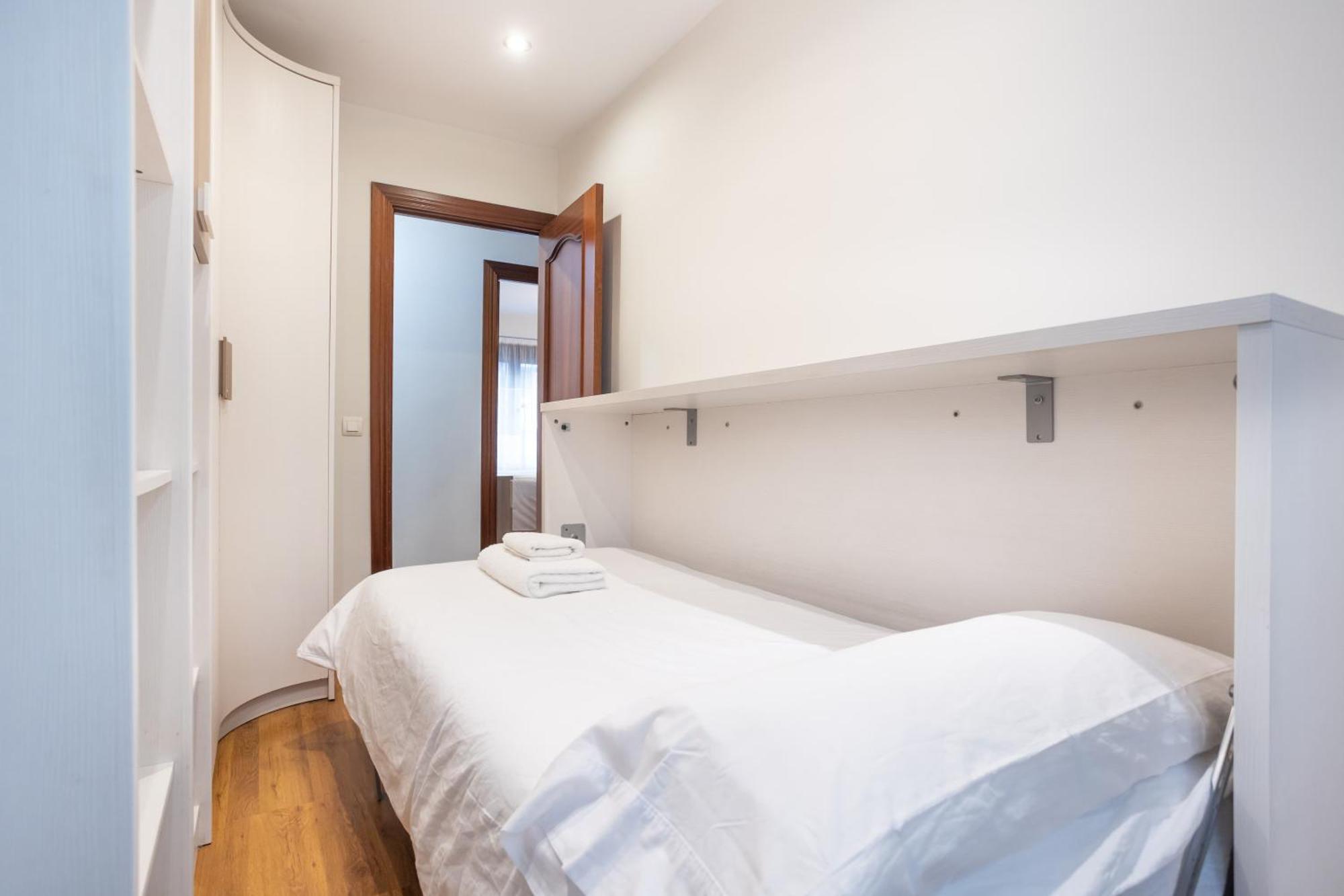 Apartament Argueelles - 3 Hab Y 1 Bano - 5 Pax - Vut-5675-as Gijón