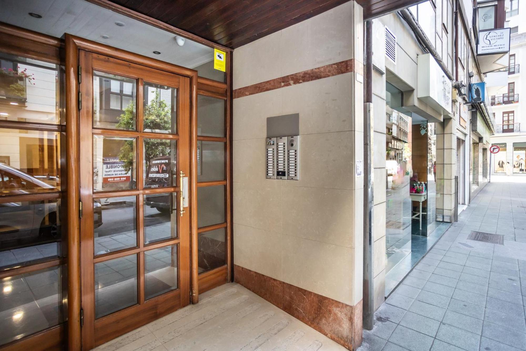 Argueelles - 3 Hab Y 1 Bano - 5 Pax - Vut-5675-as Apartament